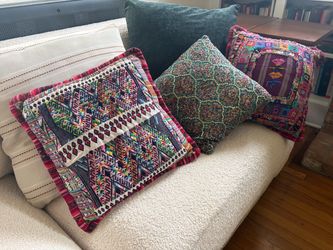 Decorative Throw Pillows