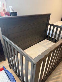 Baby crib