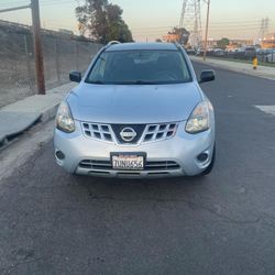 2015 Nissan Rogue Select