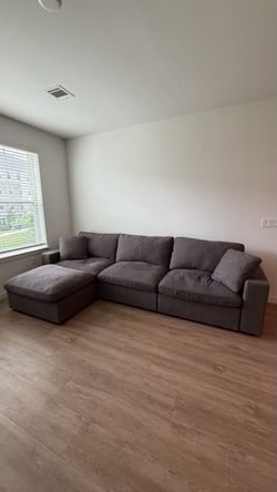 7th Avenue 4-Seat Modular Chaise Sectional w/ Full Storage - $5,000 New
