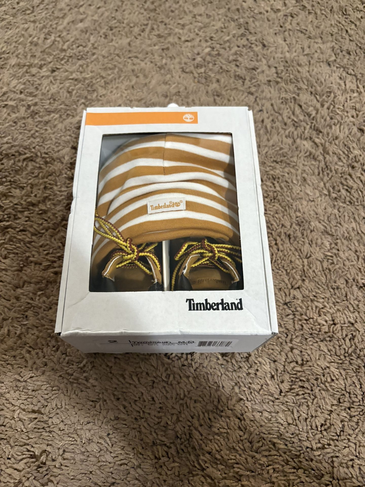 Infant Timberland Hat & Boot Set Size 3c