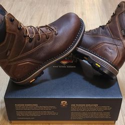 IRISH SETTER By RED WING Work Boots Size 10.5 For Men 