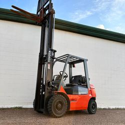 Forklift