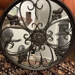 Antique Fleur de Lis Mirror . 21.5 » Diameter 