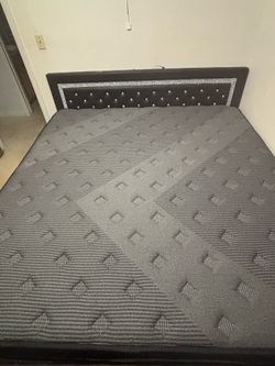 King size bed