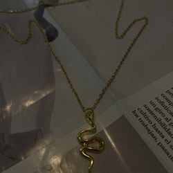 Snake Necklace