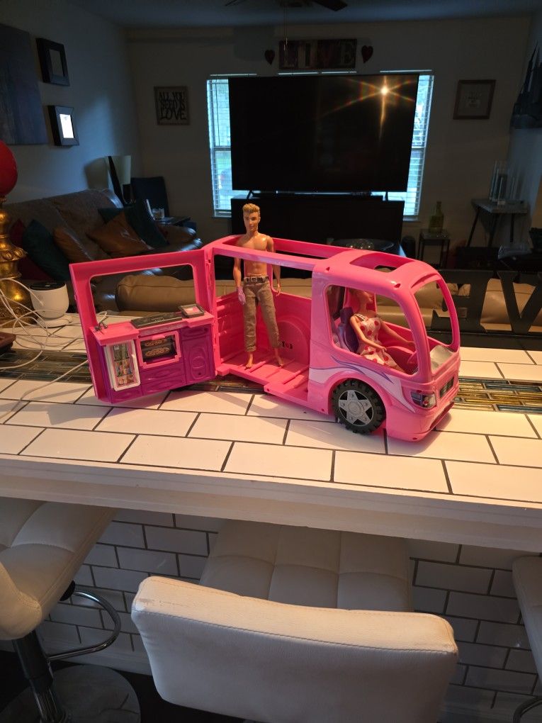 $20.00 Vintage Barbie Camper