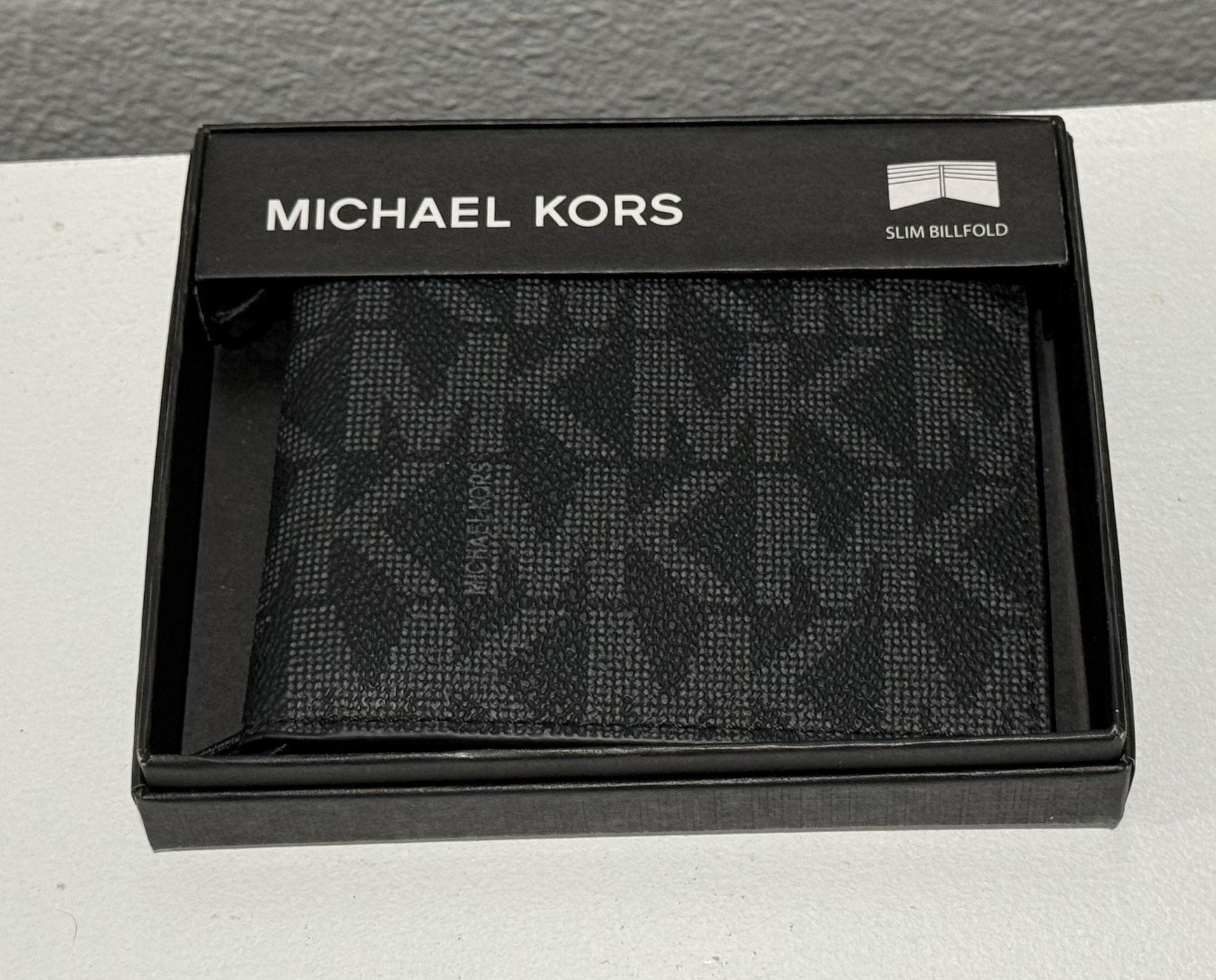 NEW AUTHENTIC MICHAEL KORS MEN’S WALLET $45 OBO