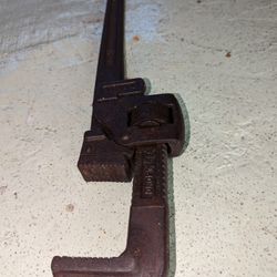 Vintage Pipe Wrench 18"