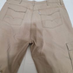 Men's cargo casual shorts.