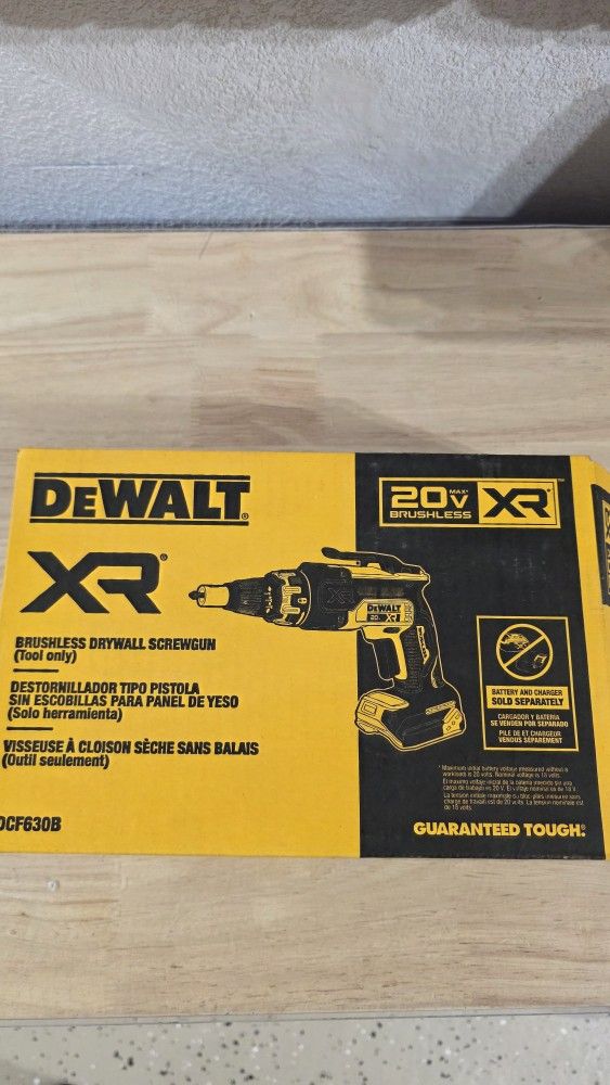 Dewalt Screw Gun.