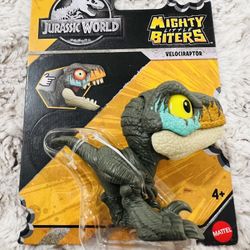 Jurassic World Mighty Little Biters Velociraptor 