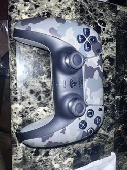 PlayStation 5 Control Camp Grey