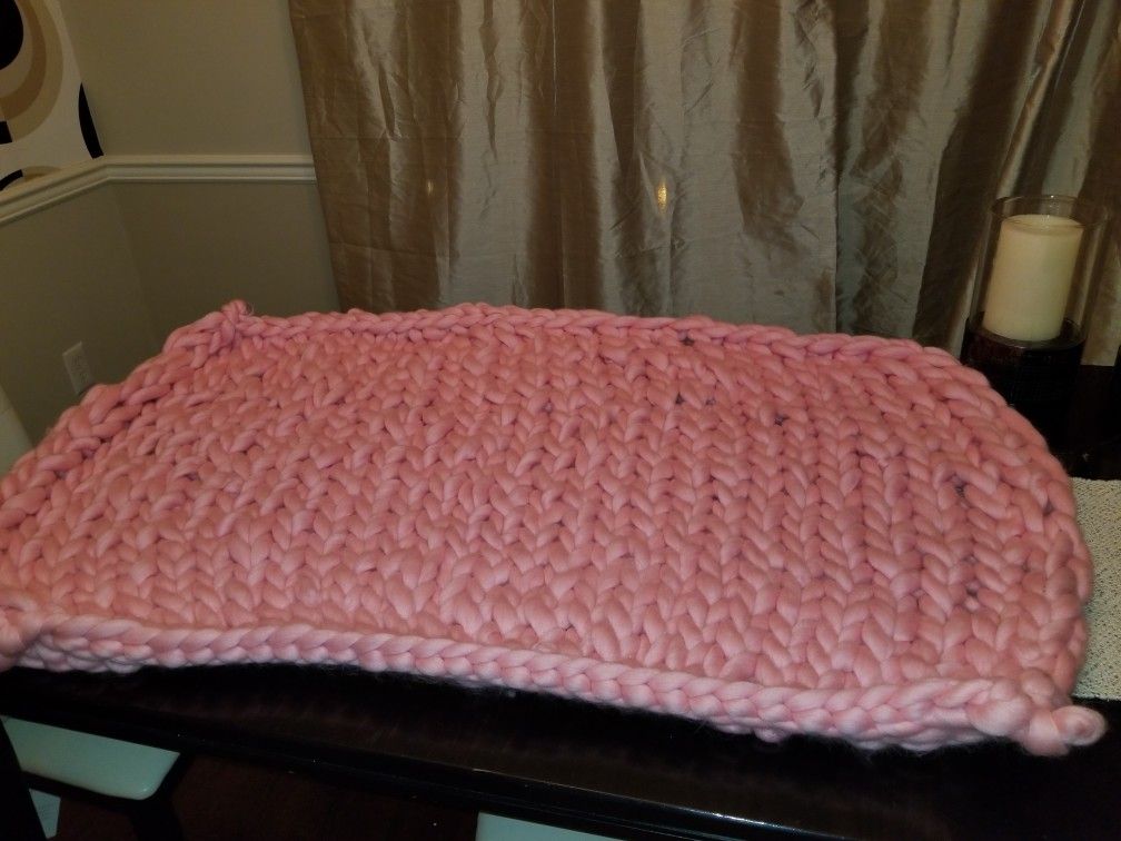 Handmade 48x32 Pale Pink Throw Blanket Merino Wool