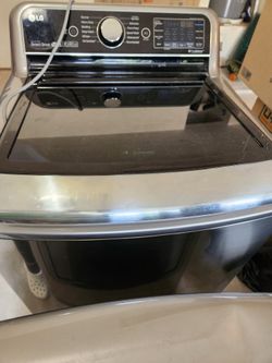 LG Washer and Dryer Bundle