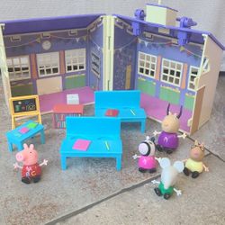 Peppa Pig Schoolhouse Playset