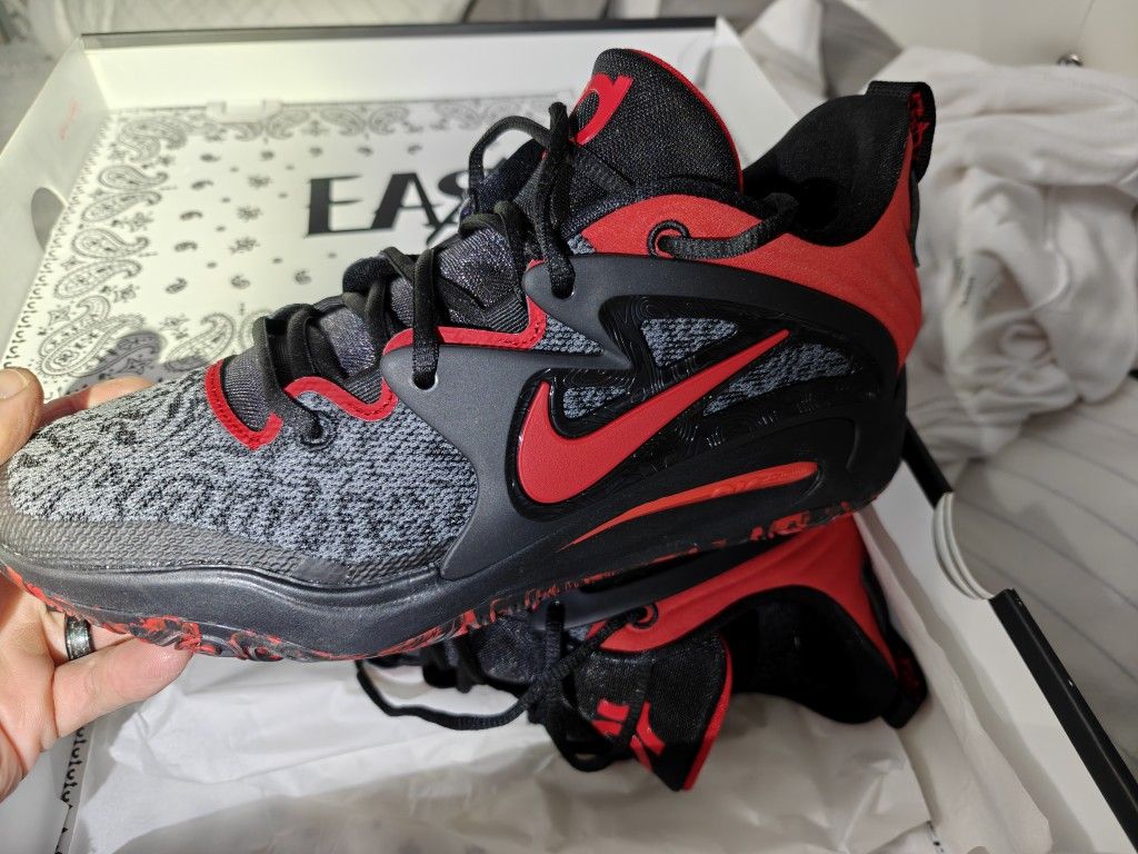 Nike KD 15s Brand New Size 10.5