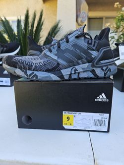 Athletic shoes