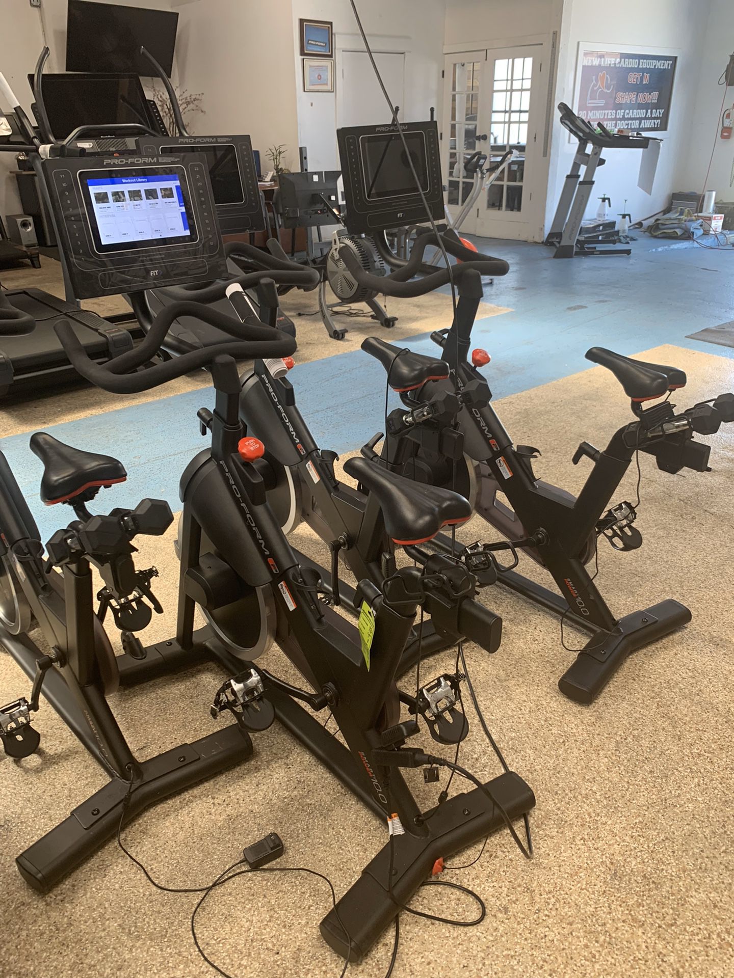 INTERACTIVE SPIN BIKE with spin classes (like Peloton but only 1/3 the price)
