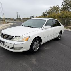 2003 Toyota Avalon