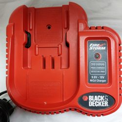 Black and Decker Firestorm 18V NiCd Battery Charger 