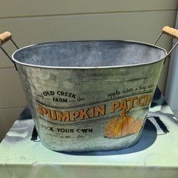 Galvanized farm basket
