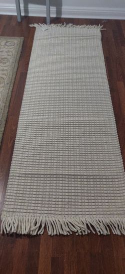 Long carpet