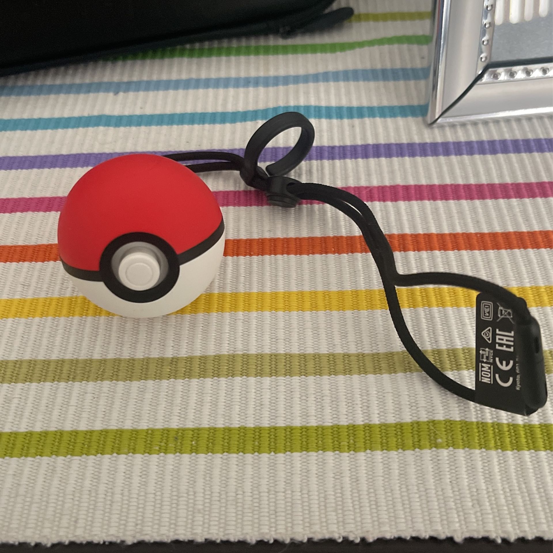 Nintendo Switch Poke Ball
