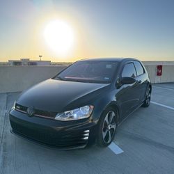 2016 Volkswagen Golf GTI · S Hatchback Coupe 2D