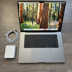 MacBook Pro 16" M1 Pro chip 16gb/512gb