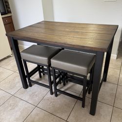 Counter High Table And Stools