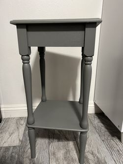 Small Shelf Stand