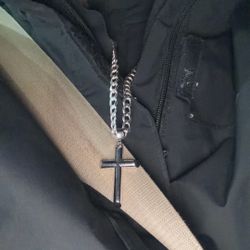 silver necklace with pendant