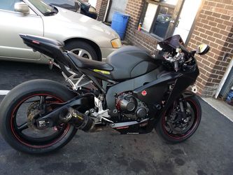 2008 CBR1000rr PARTS ONLY