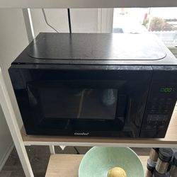 Comfee microwave