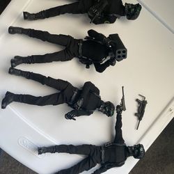 Mezco Black Skull Death Brigade (multiple Available)