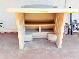 Vintage Step2 Serve and Store table