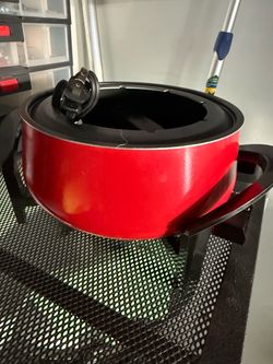 West Bend electric fondue pot