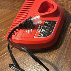 Milwaukee 12v Charger 