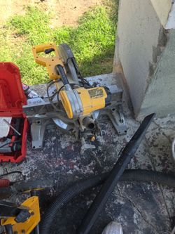 DeWalt Miter Saw