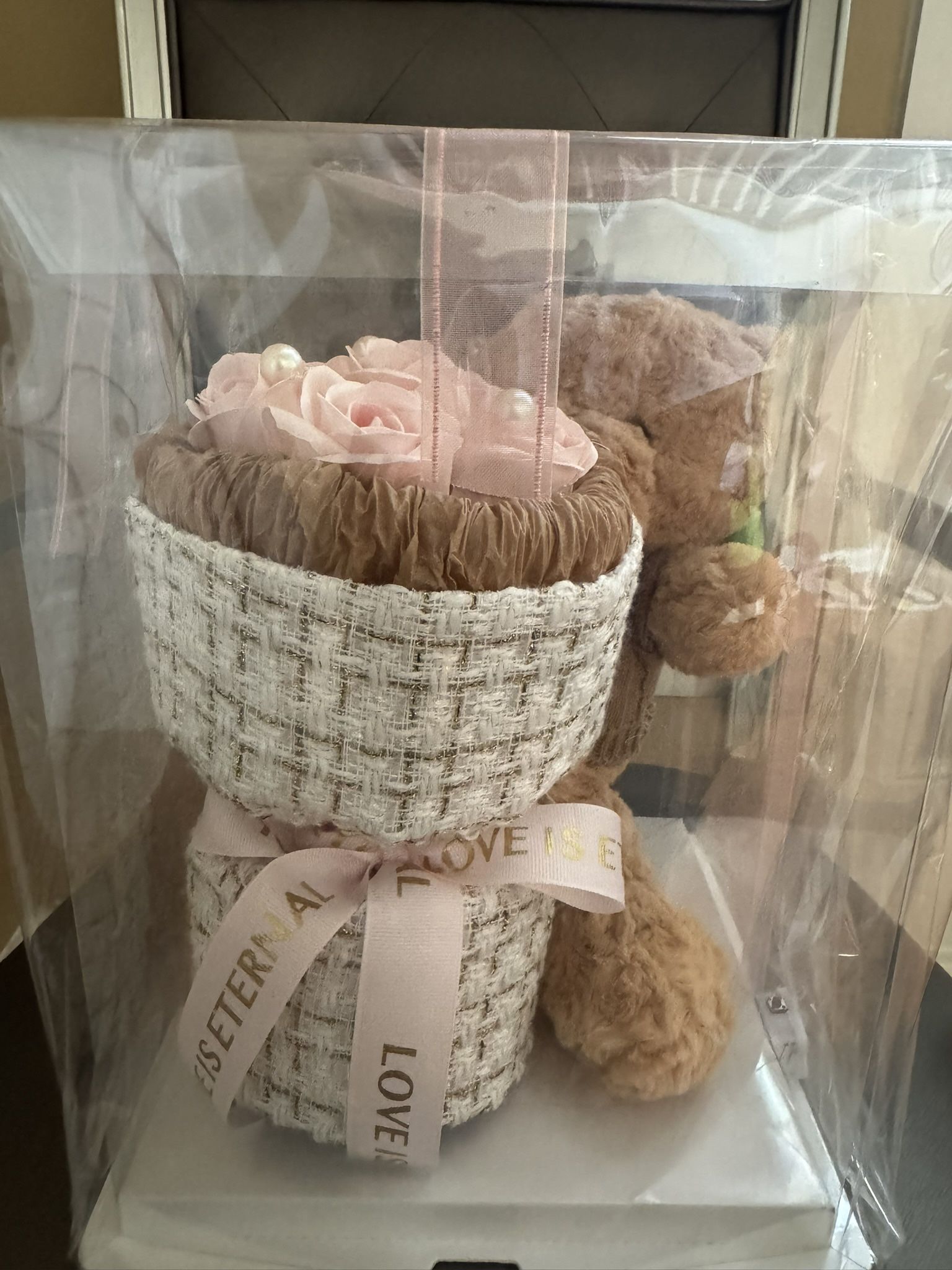 LED Lace Rose Bouquet w/Love Graduate