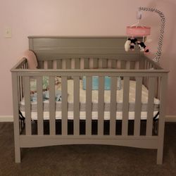 Like New Baby Crib
