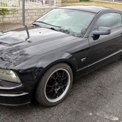 2005 Ford Mustang