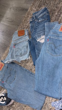 Levis