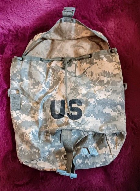 US ARMY ISSUED MOLLE II ACU UCP SUSTAINMENT POUCH FOR RUCKSACK New