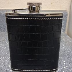 Flask Pickup Between 2;00-10:45 Rainbow/charleston Cash Only Read Description 