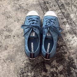 Chuck Taylor Converse All Stars Size 9