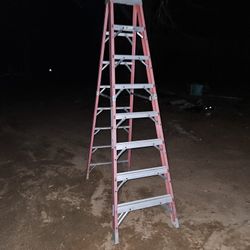 8ft Fiberglass Step Ladder 
