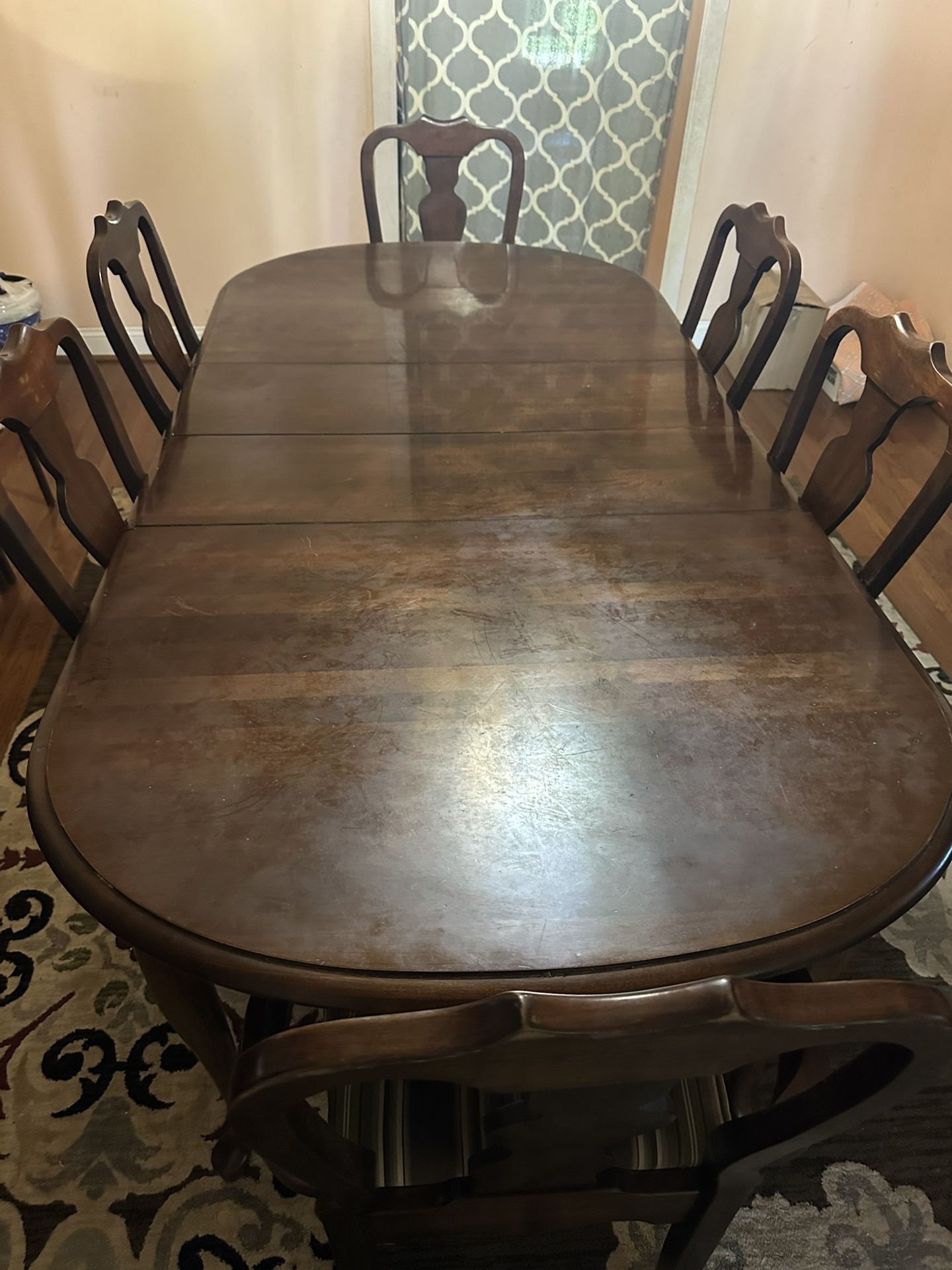 Used Dining Table and Chairs $100 OBO