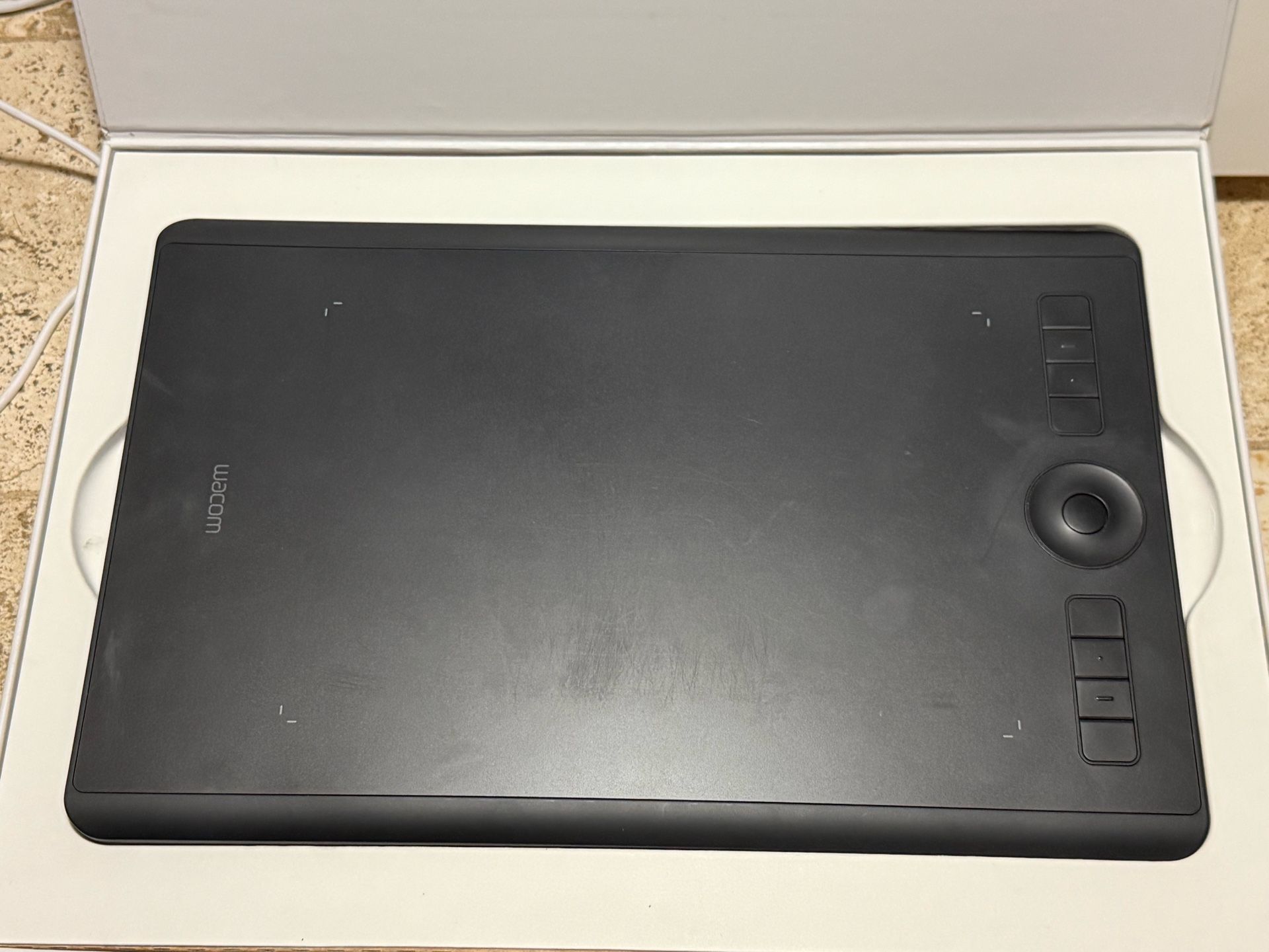 Wacom Intuos Pro